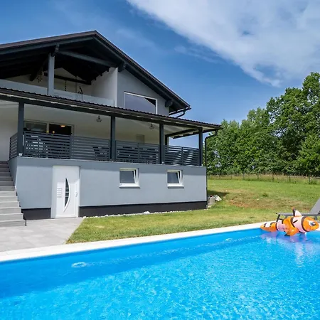 Plum House - Villa With Pool Gospić Exteriör bild