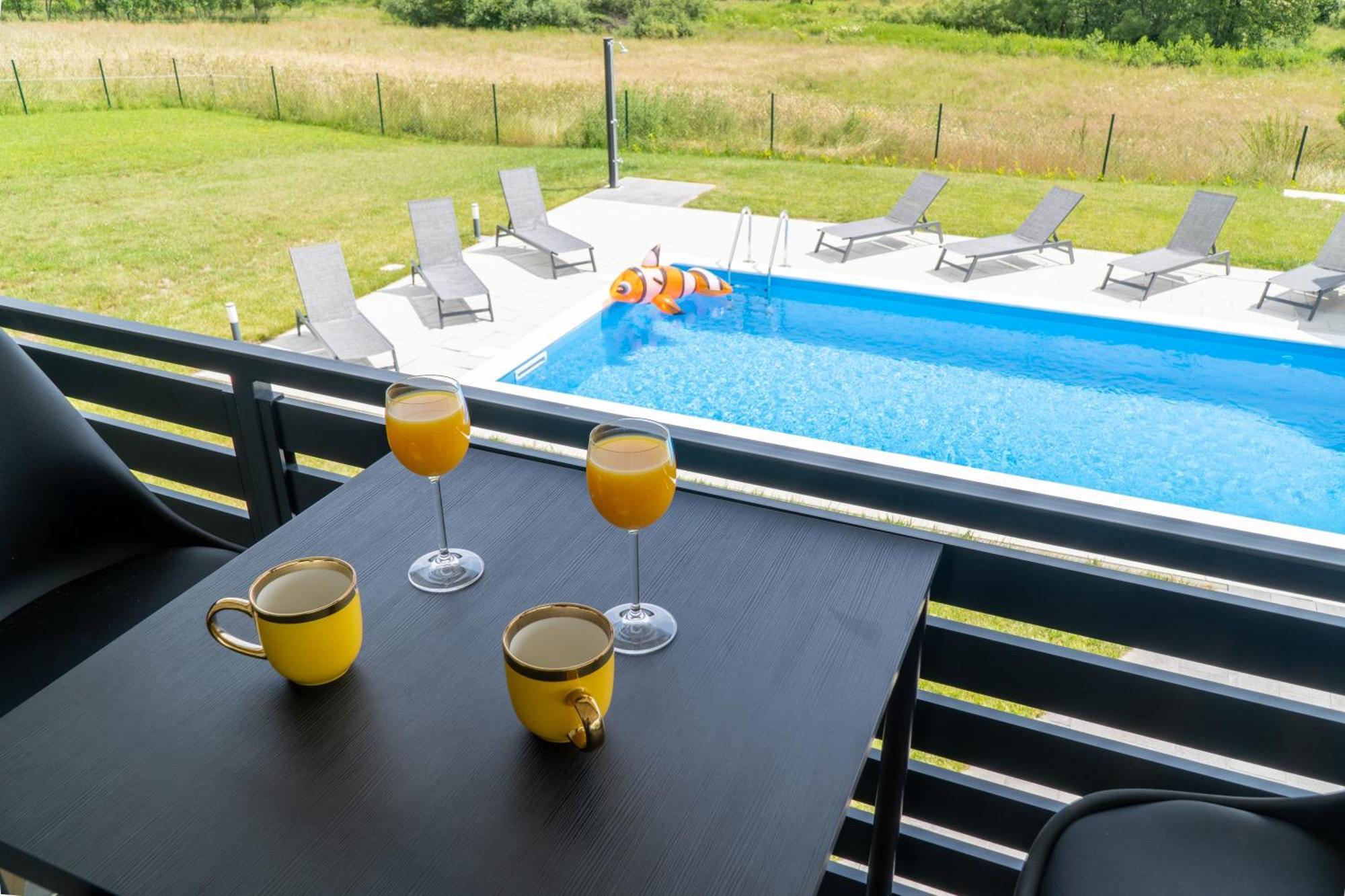 Plum House - With Pool Villa