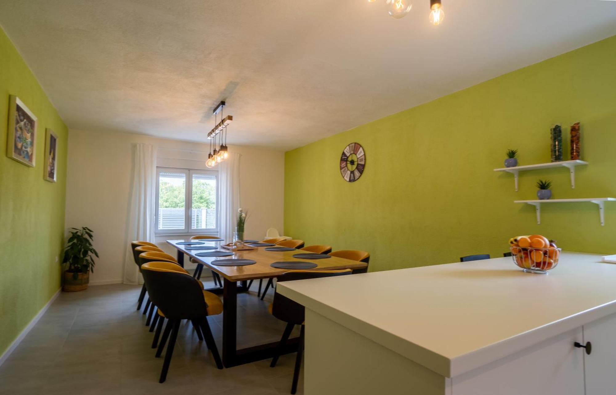 Plum House - With Pool Villa Gospic